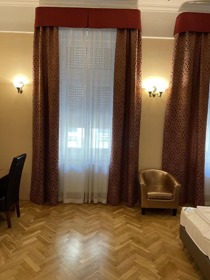 Dózsa Apartman Szeged Exterior foto