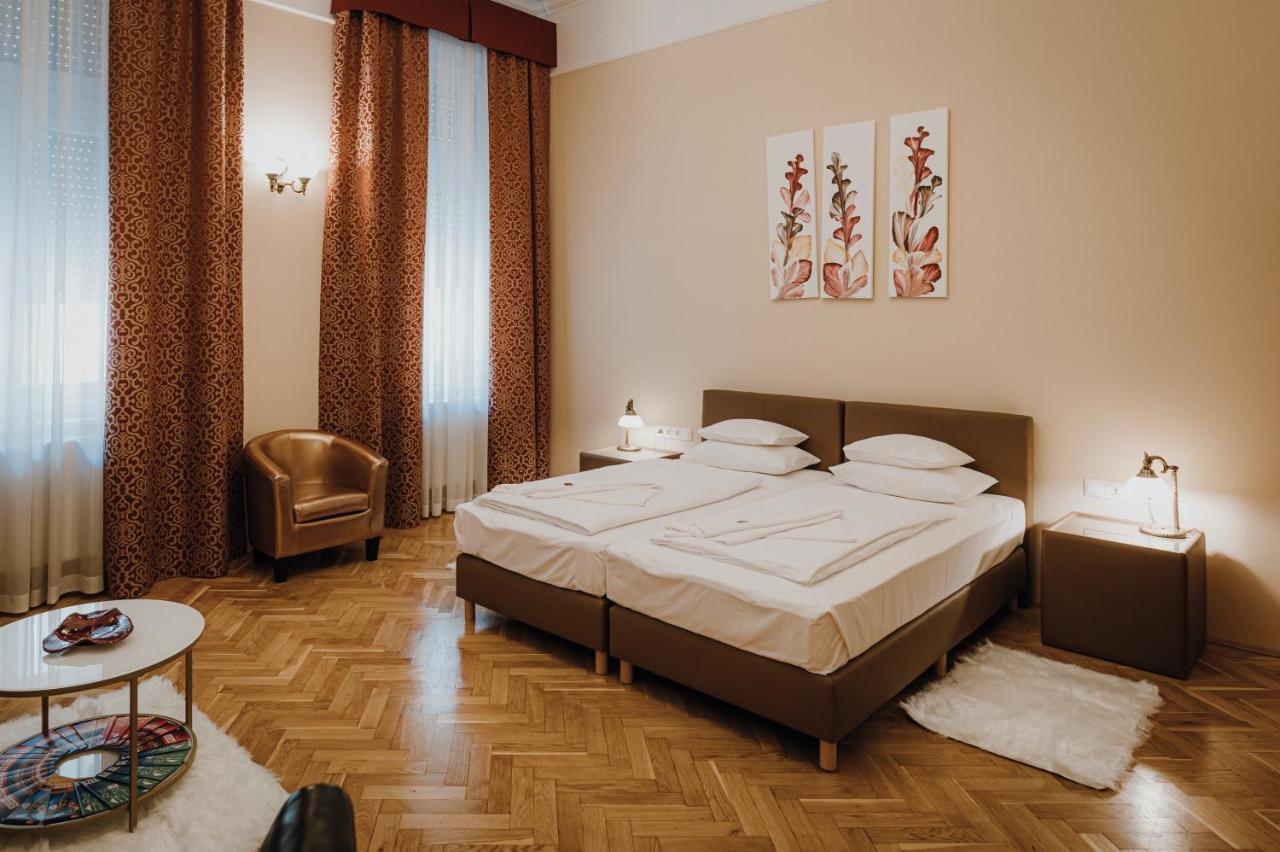 Dózsa Apartman Szeged Exterior foto