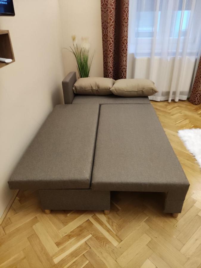 Dózsa Apartman Szeged Exterior foto